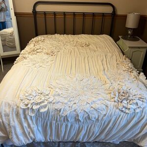 ANTHROPOLOGIE Queen Georgina Duvet Cover